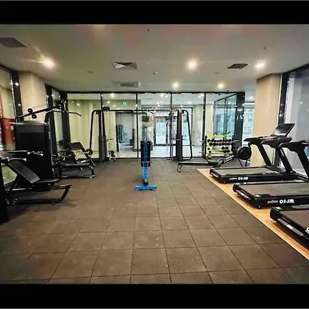 アパート 33 Floor Cozy With Balcony Gym Pool イスタンブール