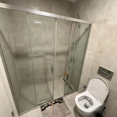 33 Floor Cozy With Balcony Gym Pool * اسطنبول