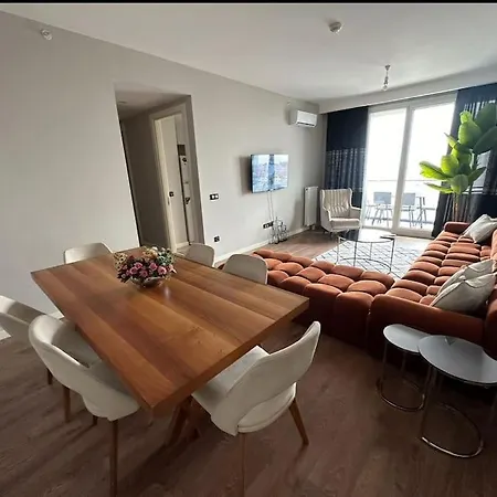 شقة 33 Floor Cozy With Balcony Gym Pool *